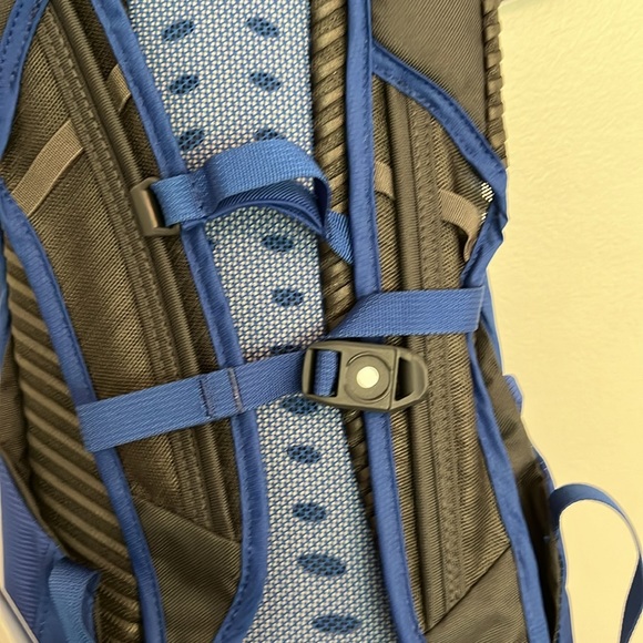 Osprey Women's Blue Backpack - Picture 7 of 11